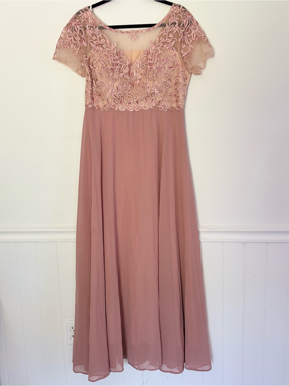 Unithorse Embroidered Floral Formal Dress Size XL Wedding Cocktail Party